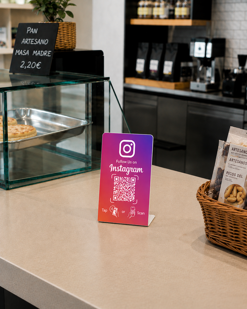 Instagram Pro Card